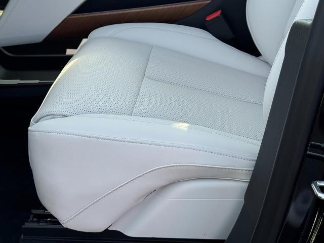 2027 Cadillac VISTIQ Sport