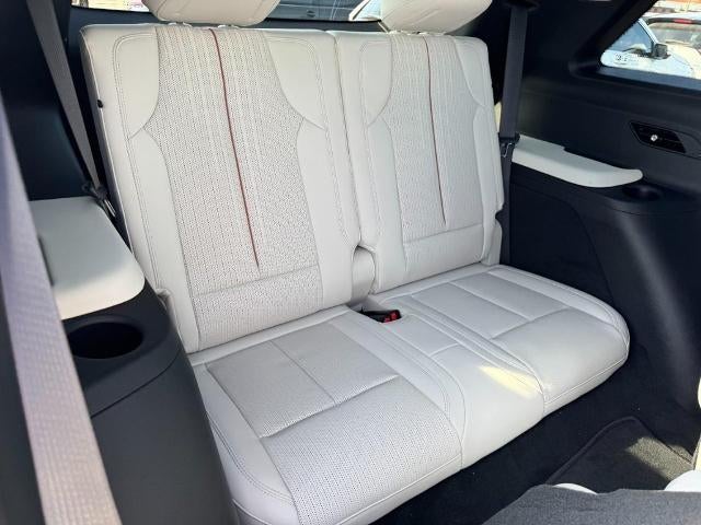2027 Cadillac VISTIQ Sport