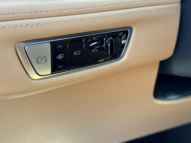 2026 Cadillac ESCALADE IQL Premium Sport
