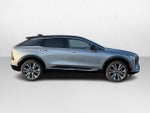 2025 Cadillac OPTIQ Luxury 2