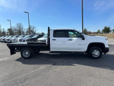 2024 Chevrolet Silverado 3500 HD Chassis Cab 4WD Crew Cab 177" WB, 60" CA Work Truck