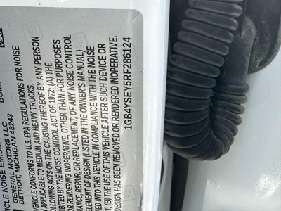 2024 Chevrolet Silverado 3500 HD Chassis Cab 4WD Crew Cab 177" WB, 60" CA Work Truck