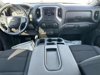 2024 Chevrolet Silverado 3500 HD Chassis Cab 4WD Crew Cab 177" WB, 60" CA Work Truck