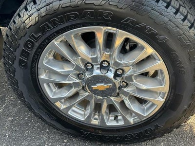 2021 Chevrolet Silverado 2500 HD Crew Cab Standard Box 4-Wheel Drive High Country