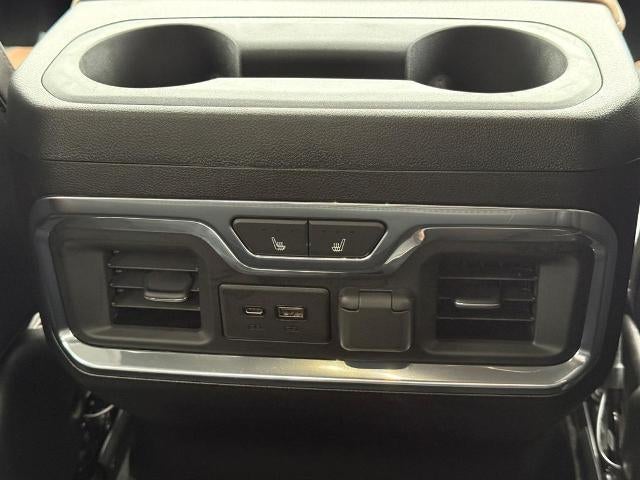 2021 Chevrolet Silverado 1500 Crew Cab Short Box 4-Wheel Drive High Country