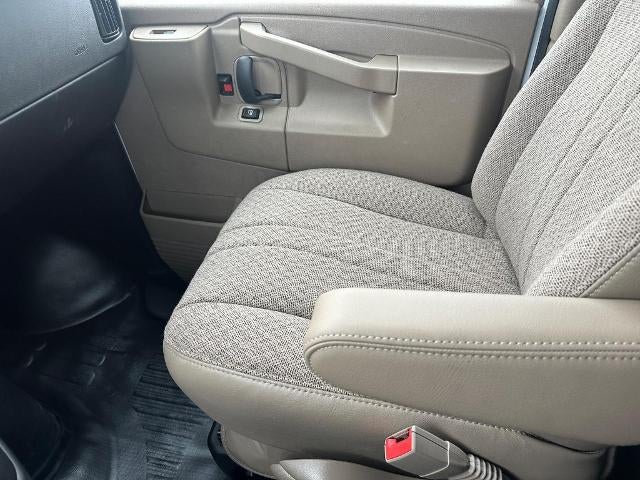 2025 Chevrolet Express Cargo 2500 Base