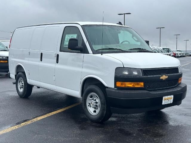 2025 Chevrolet Express Cargo 2500 Base