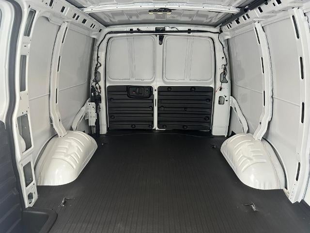 2025 Chevrolet Express Cargo 2500 Base