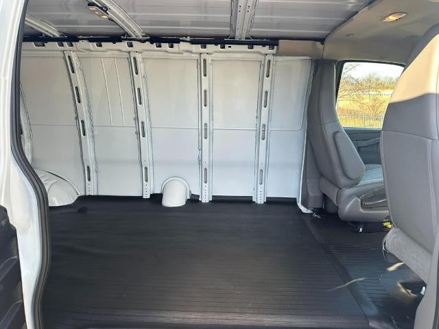 2025 Chevrolet Express Cargo 2500 Base