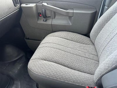 2024 GMC Savana Cutaway 3500 Base