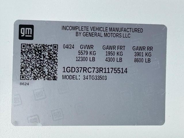 2024 GMC Savana Cutaway 3500 Base