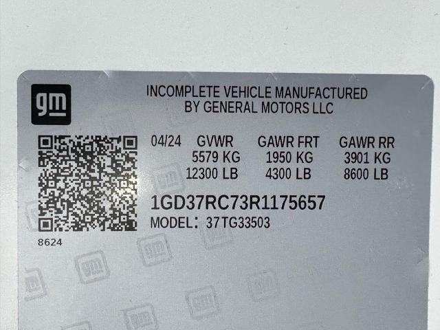 2024 GMC Savana Cutaway 3500 Base