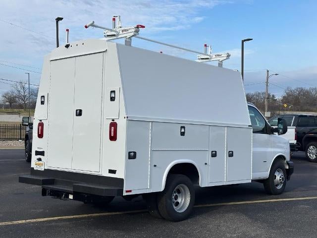 2024 GMC Savana Cutaway 3500 Base