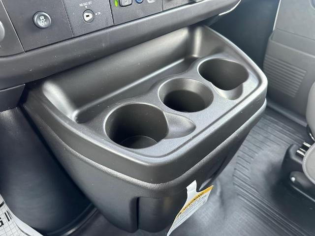 2024 GMC Savana Cutaway 3500 Base