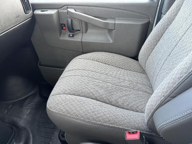 2024 GMC Savana Cutaway 3500 Base