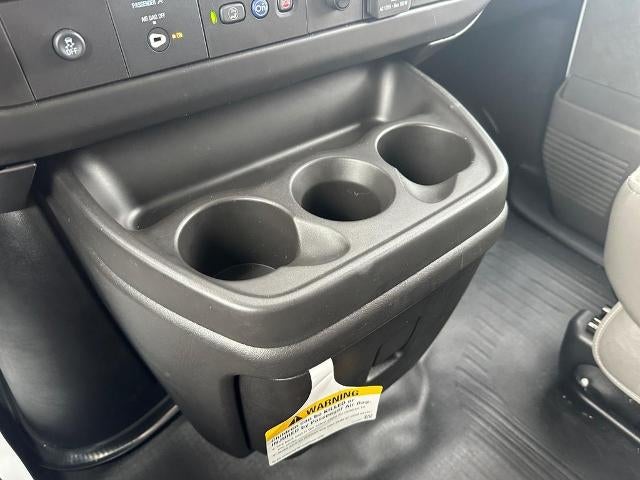 2024 GMC Savana Cutaway 3500 Base