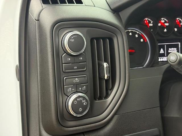 2025 GMC Sierra 2500 HD Pro