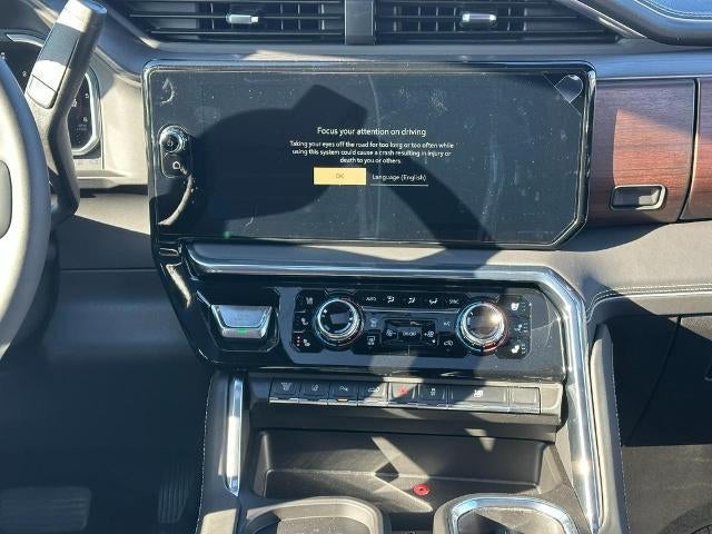 2026 GMC Sierra 3500 HD Denali Ultimate DRW