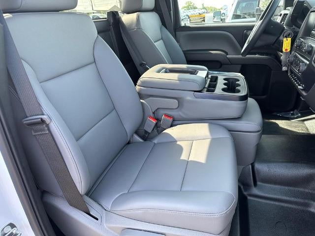 2024 Chevrolet Silverado 5500 HD Work Truck