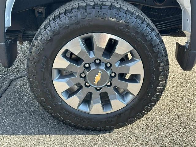 2023 Chevrolet Silverado 2500 HD Crew Cab Standard Box 4-Wheel Drive Custom