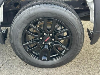 2024 GMC Sierra 1500 Crew Cab Short Box 4-Wheel Drive Elevation 3SB