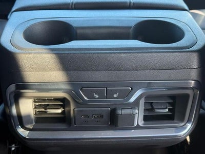 2021 GMC Sierra 1500 Crew Cab Short Box 4-Wheel Drive SLT