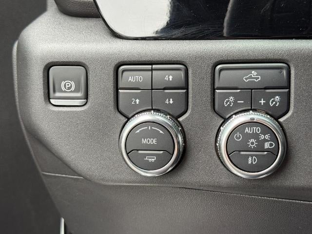 2024 GMC Sierra 1500 Crew Cab Short Box 4-Wheel Drive Elevation 3SB