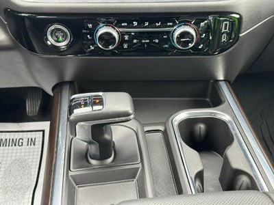 2022 GMC Sierra 1500 Crew Cab Short Box 4-Wheel Drive SLT