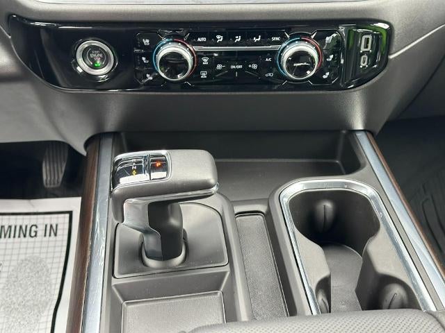 2022 GMC Sierra 1500 Crew Cab Short Box 4-Wheel Drive SLT