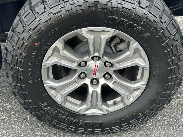 2022 GMC Sierra 1500 Crew Cab Short Box 4-Wheel Drive SLT