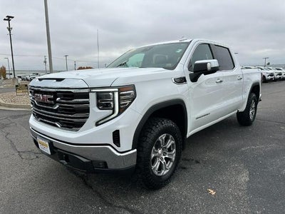 2022 GMC Sierra 1500 Crew Cab Short Box 4-Wheel Drive SLT