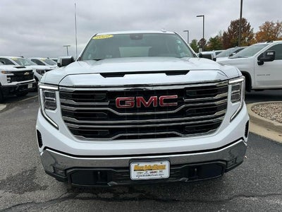 2022 GMC Sierra 1500 Crew Cab Short Box 4-Wheel Drive SLT