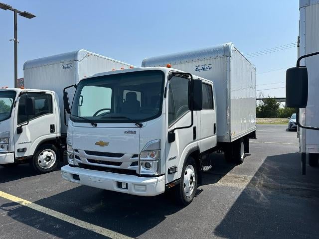 2023 Chevrolet Low Cab Forward 4500 2WD Crew Cab 150"