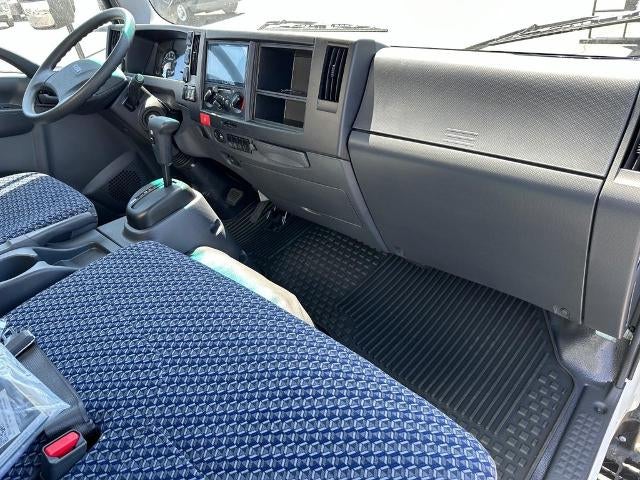 2024 Chevrolet Low Cab Forward 5500 HG NA