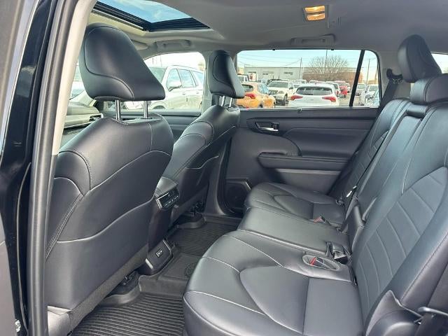2022 Toyota Highlander XLE AWD (Natl)