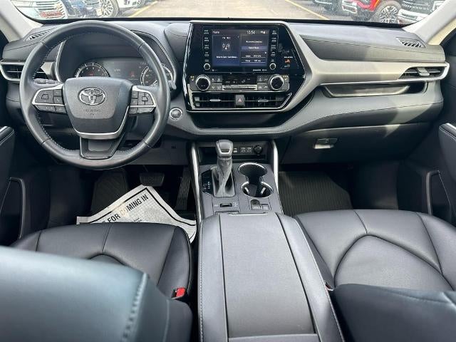 2022 Toyota Highlander XLE AWD (Natl)