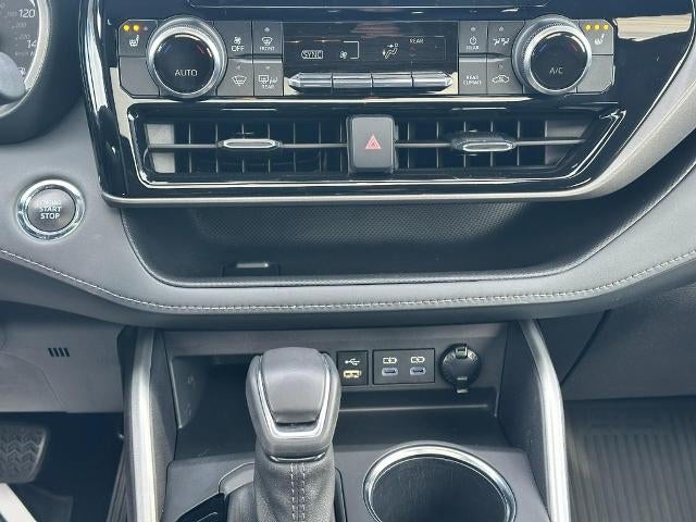 2022 Toyota Highlander XLE AWD (Natl)