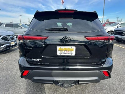 2022 Toyota Highlander XLE AWD (Natl)