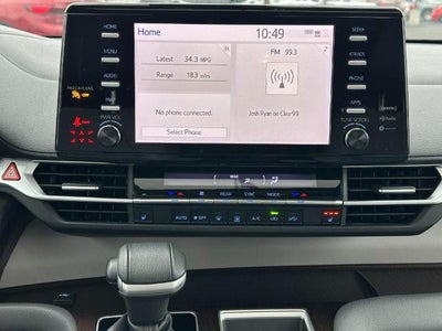 2022 Toyota Sienna XLE FWD 7-Passenger (Natl)