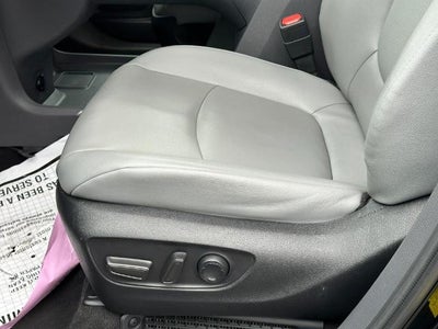 2022 Toyota Sienna XLE FWD 7-Passenger (Natl)