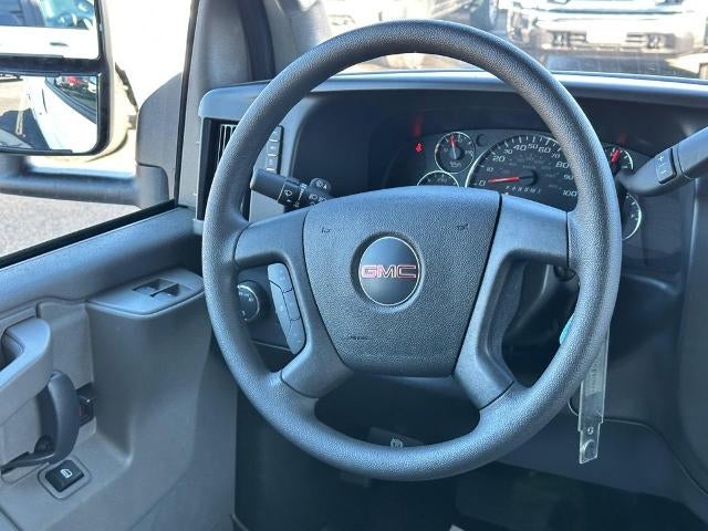 2024 GMC Savana Cutaway 3500 Base