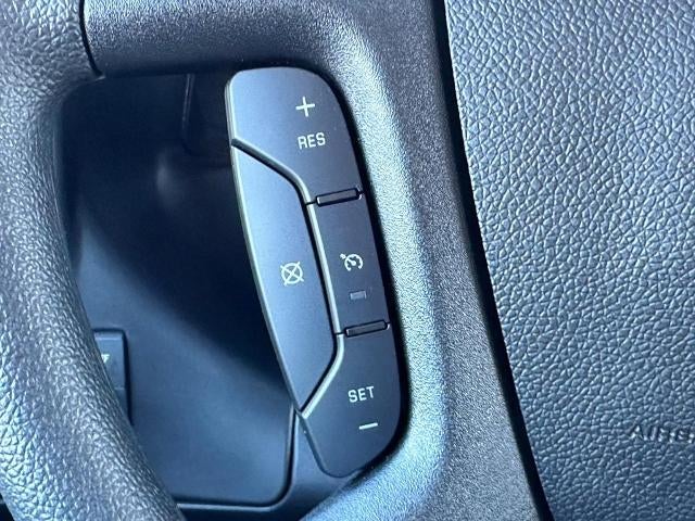 2024 GMC Savana Cutaway 3500 Base