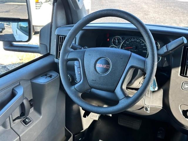 2024 GMC Savana Cutaway 3500 Base