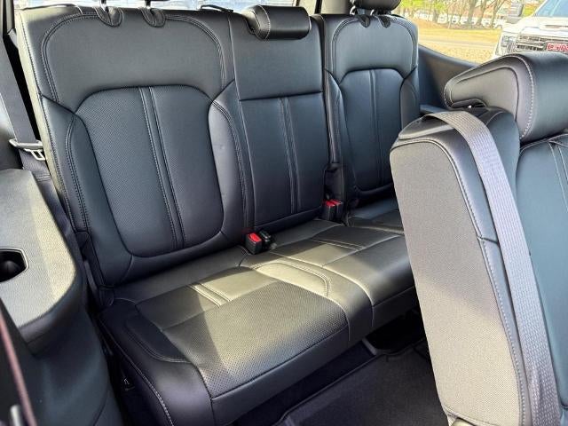 2024 Jeep Wagoneer BASE