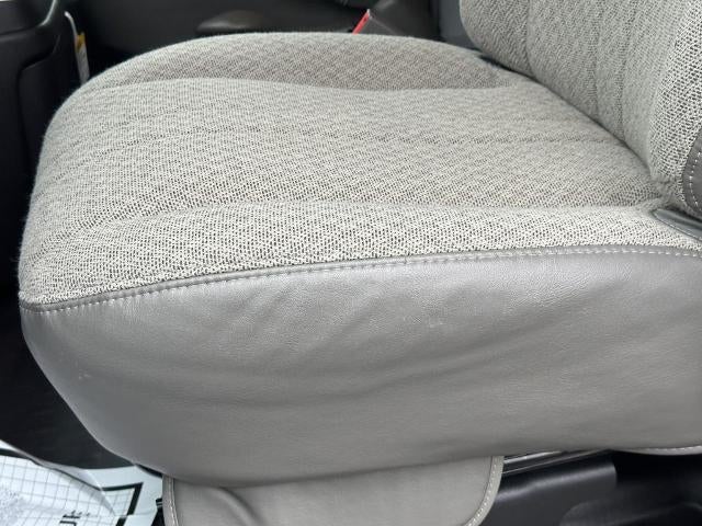 2024 Chevrolet Express Cutaway 3500 1WT