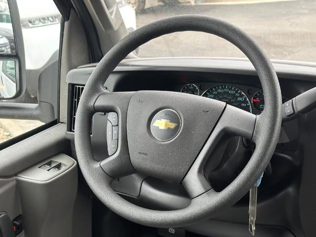 2024 Chevrolet Express Cutaway 3500 1WT