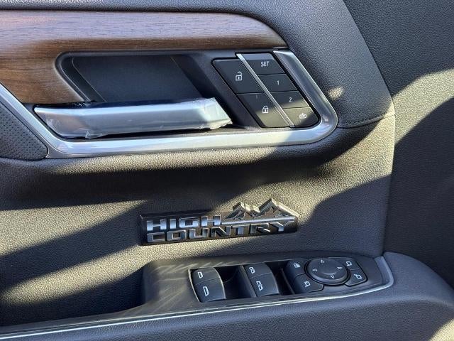 2025 Chevrolet Silverado 1500 High Country
