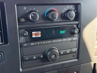 2025 Chevrolet Express Cargo WT