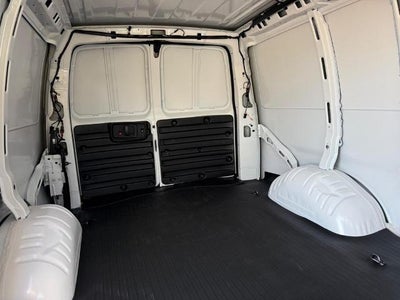 2025 Chevrolet Express Cargo WT