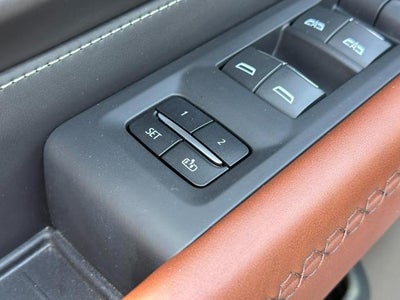 2023 GMC Yukon XL Denali Ultimate